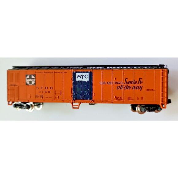 Atlas Santa Fe 50' Mech. Reefer MTC Car N Scale Santa Fe All The Way U105-38 - Picture 7 of 11